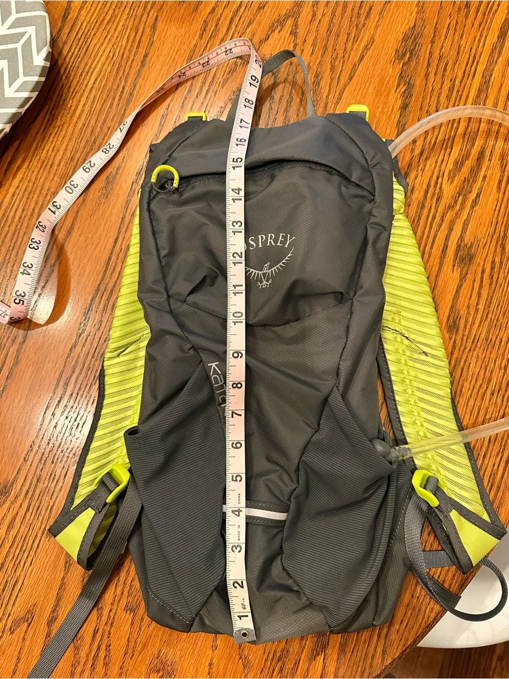 OSPREY Gray and Lime Katari 3 liters Hydration Pack